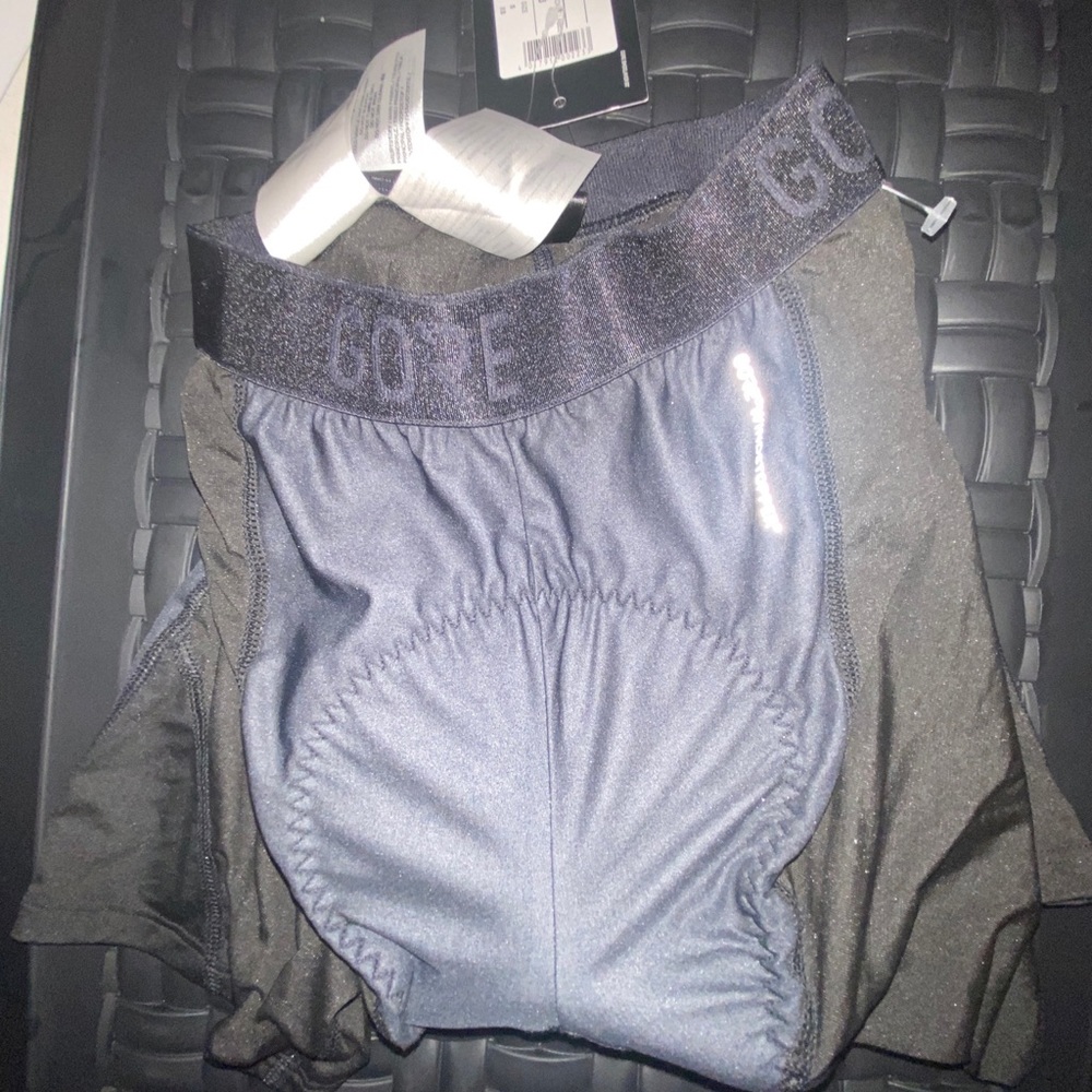 NWT Gore C3 GWS BL 100020 Windstopper Base Layer Perf Mens Boxers XS Black.